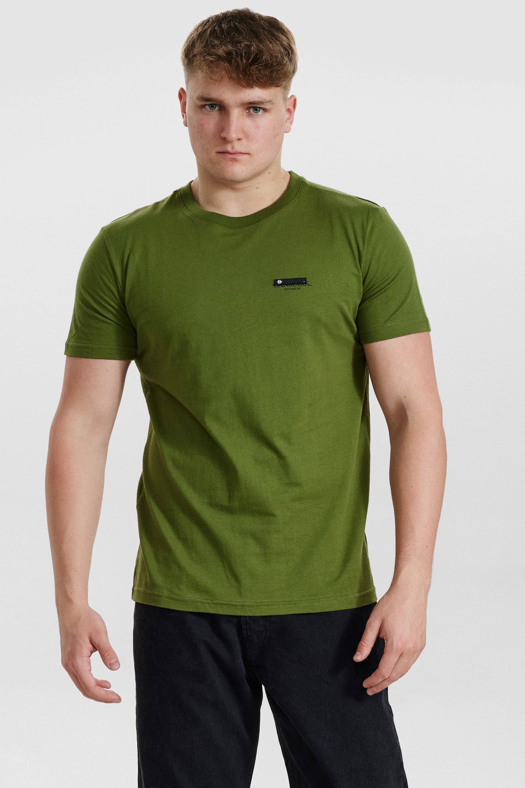 DXNMXRK. DX-Albert Outlet Chieve