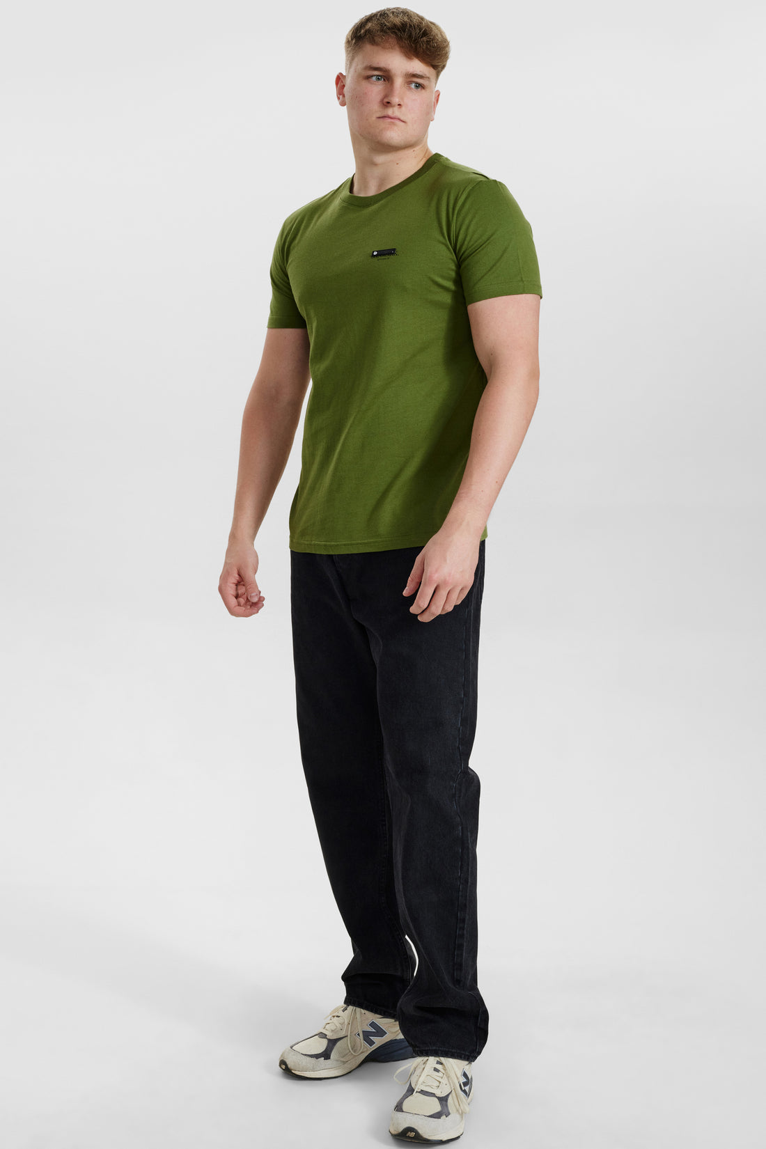 DXNMXRK. DX-Albert Outlet Chieve