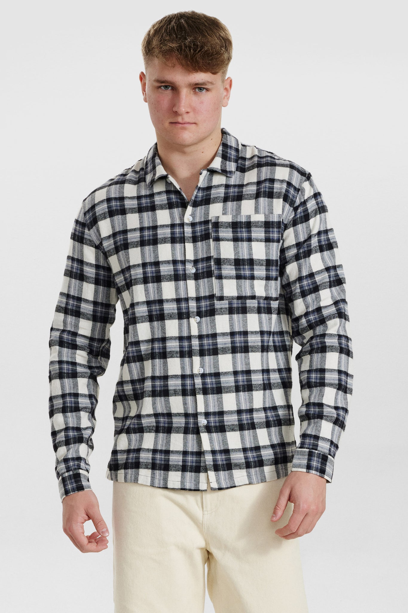 DXNMXRK. DX-Ebot Outlet Black