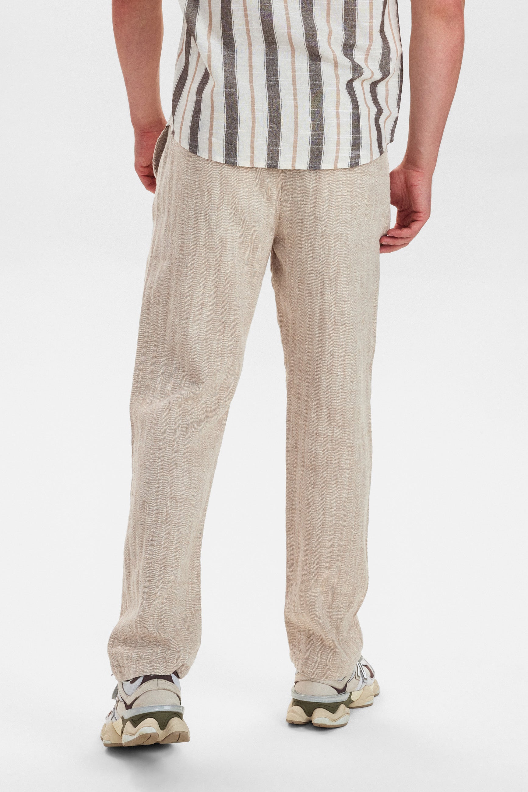 DXNMXRK. DX-Edom Outlet Sand