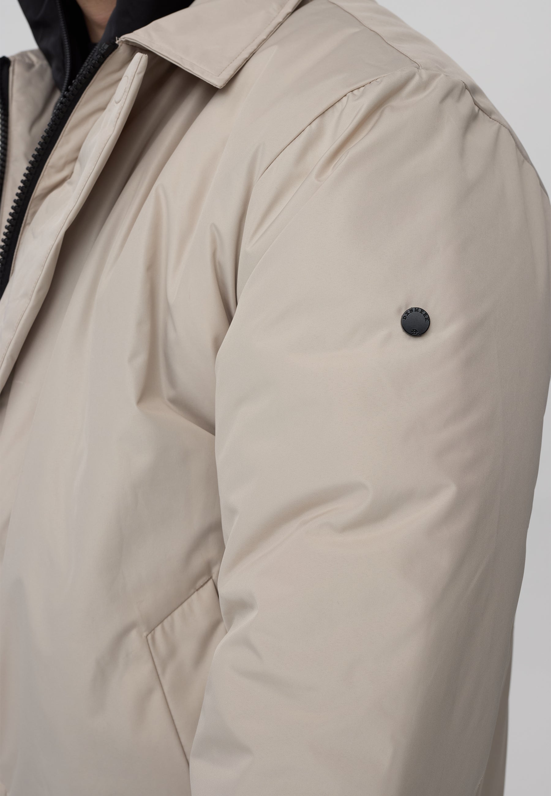 DXNMXRK. DXFarmand Jacket Sand