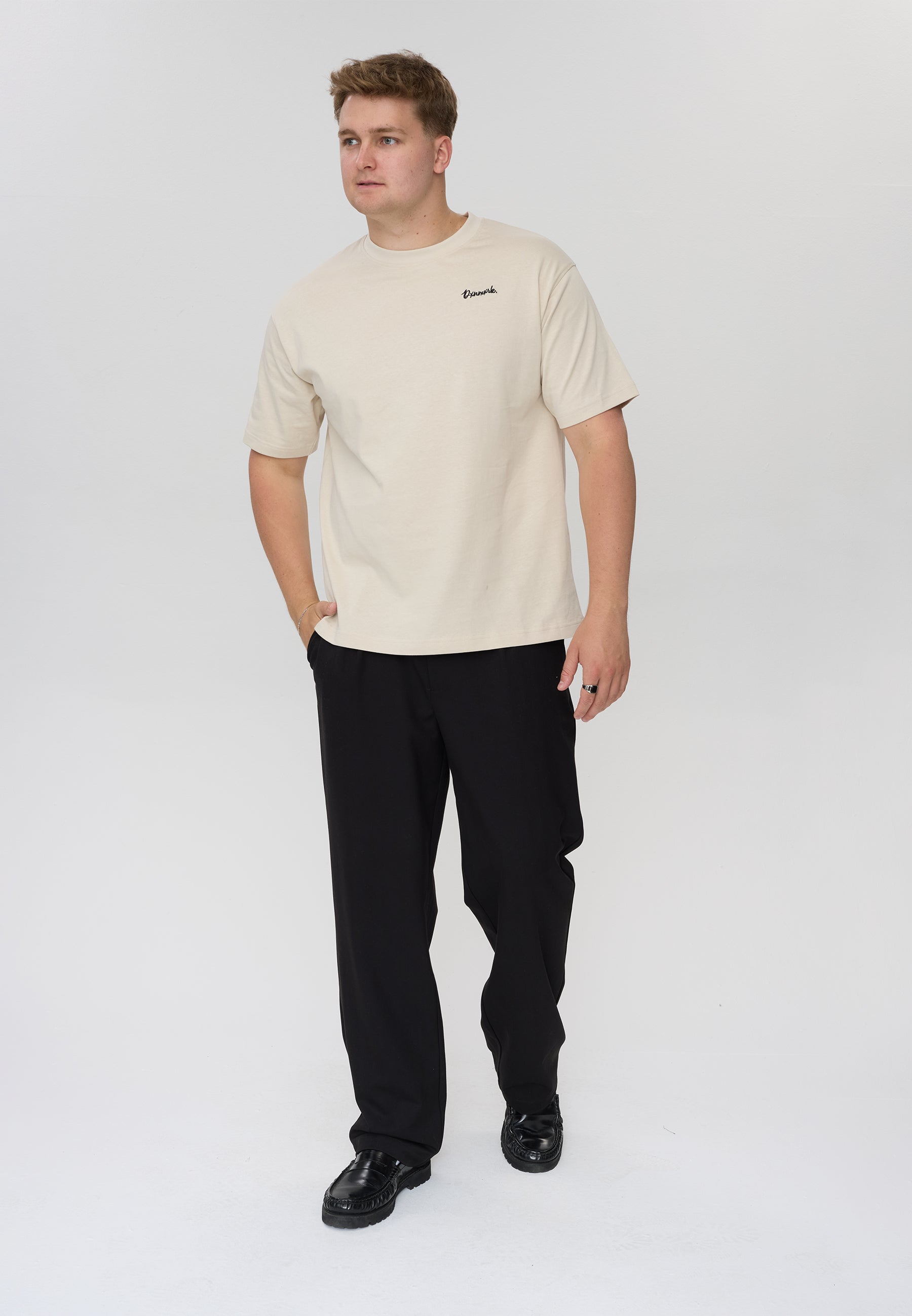 DXNMXRK. DXGyana T-shirt Beige