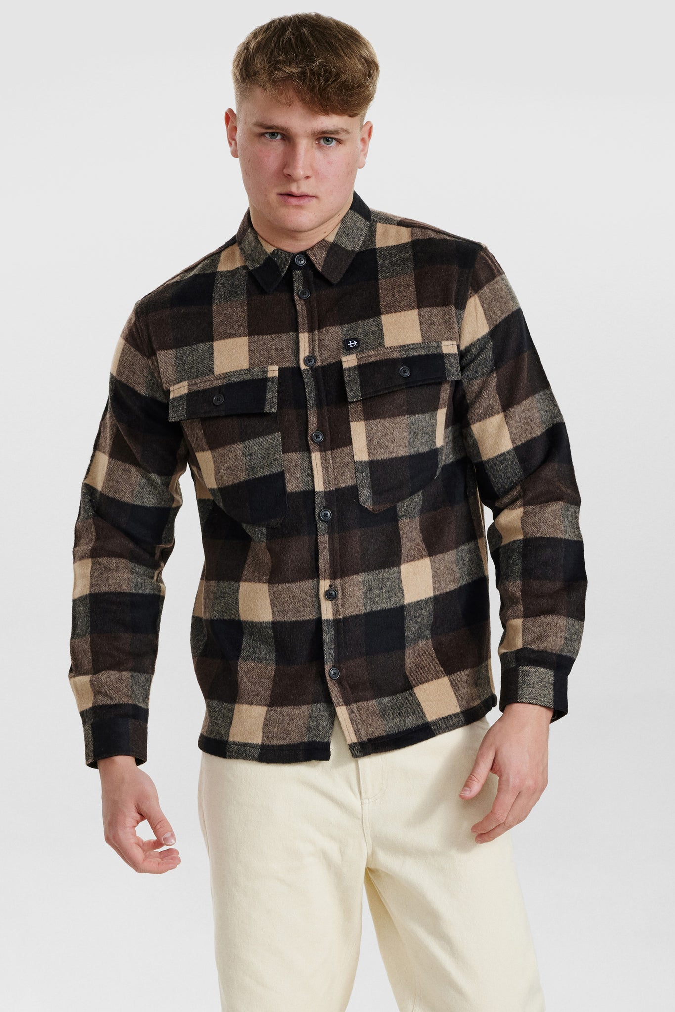 DXNMXRK. Dali Outlet Beige